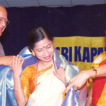 Natya Kalajyothi award presented by Shri V R  Lakshmi Narayanan IPS, Former DGP, Former Chairman of Bharatiya Vidya Bhavan , Padmasri Smt. Saroja Vaidyanathan at Sri Kapali Fine Arts